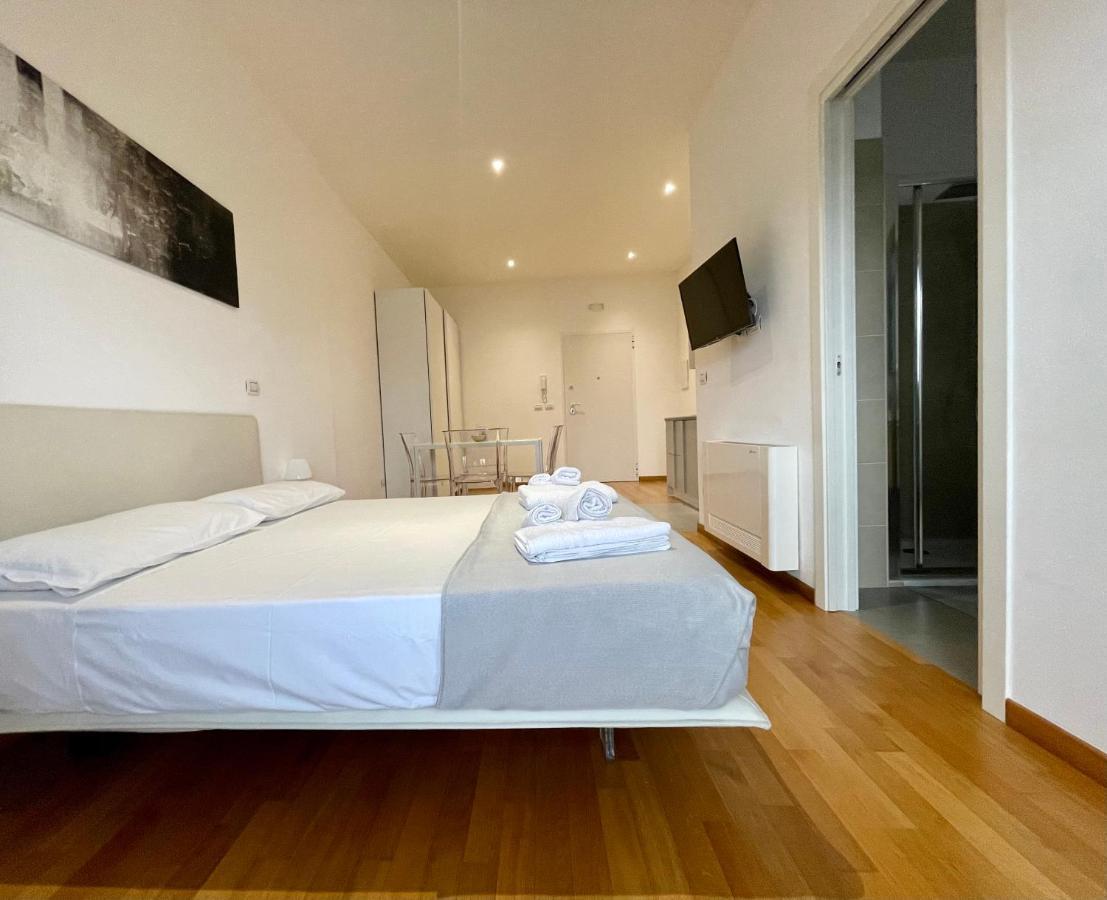 Miniapart Vico V Apartment Bari Bagian luar foto